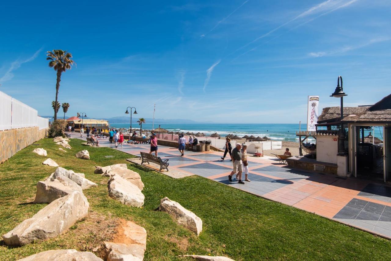 Aloha Puerto Private Apartment 1St Line Carihuela Beach Torremolinos Eksteriør bilde