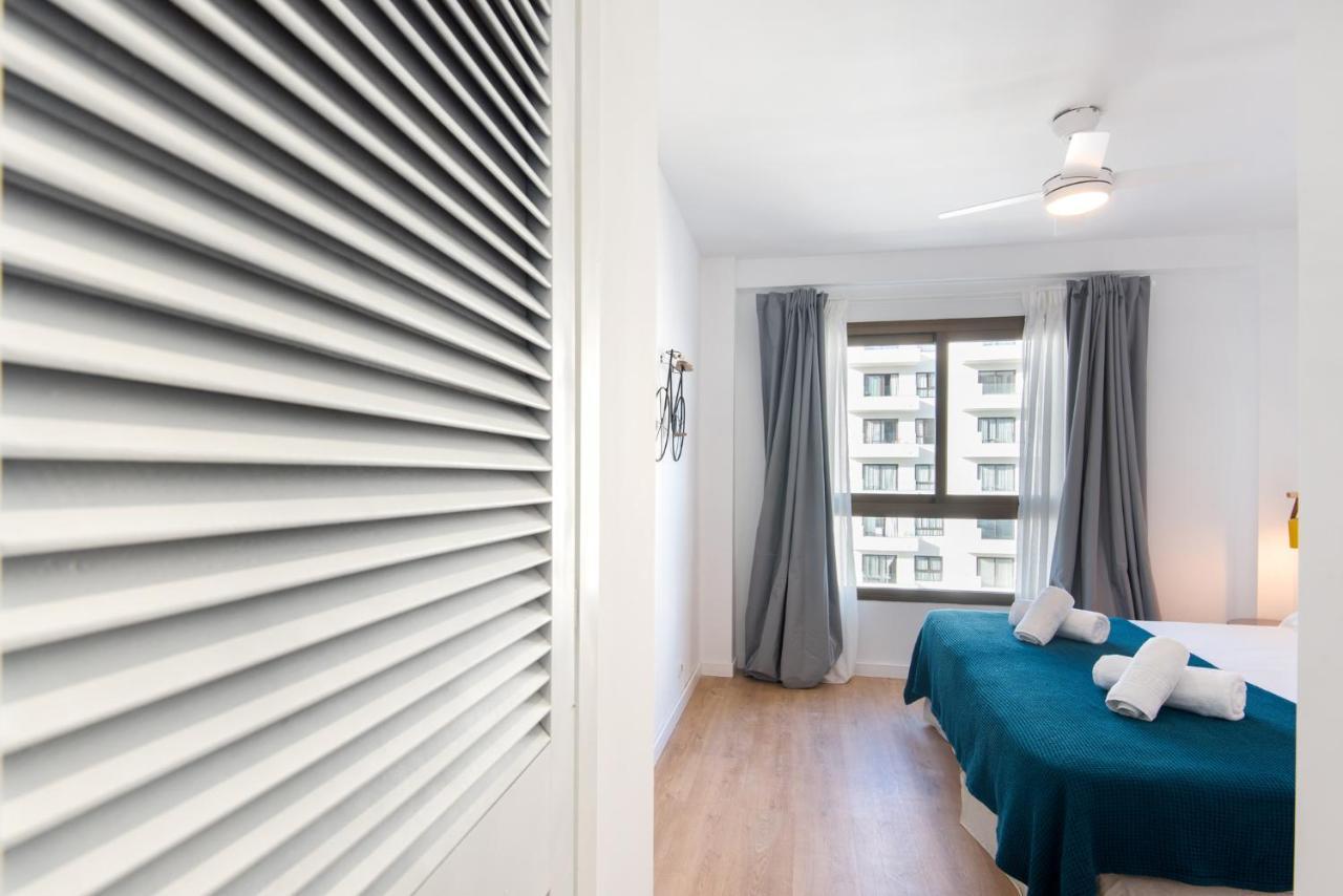 Aloha Puerto Private Apartment 1St Line Carihuela Beach Torremolinos Eksteriør bilde