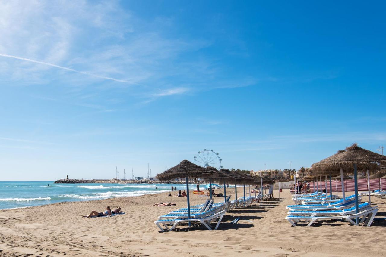 Aloha Puerto Private Apartment 1St Line Carihuela Beach Torremolinos Eksteriør bilde