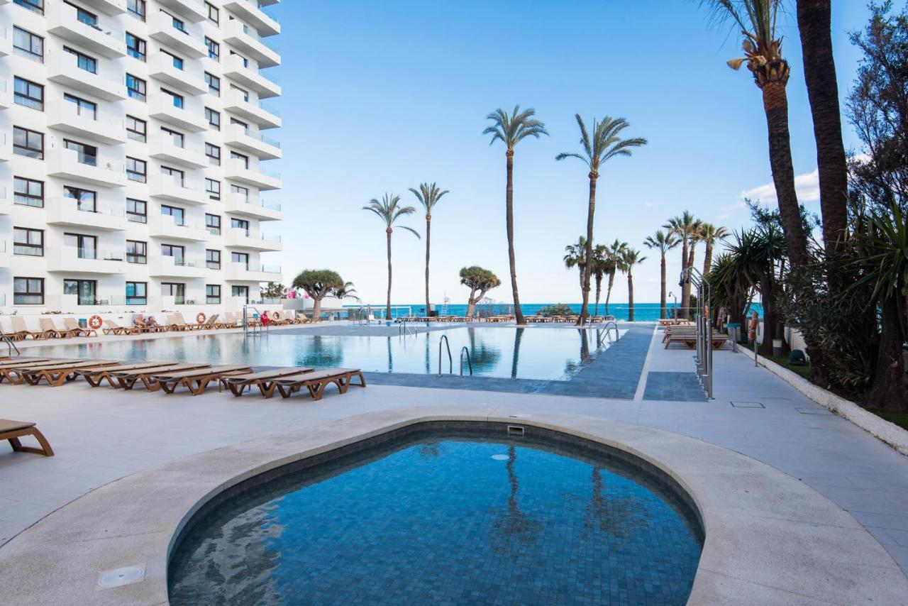 Aloha Puerto Private Apartment 1St Line Carihuela Beach Torremolinos Eksteriør bilde